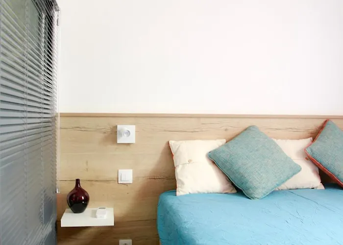 Charmante Maison Provencale Apartment *